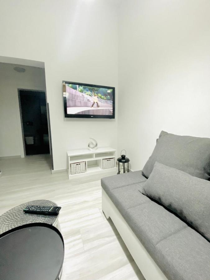 Apartma Mija-Dekani Exteriör bild