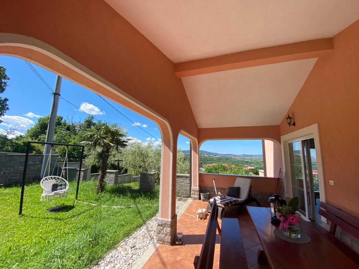 Apartma Mija-Dekani Exteriör bild